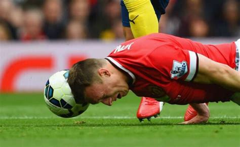 Top 5 Phil Jones Moments in Soccer .